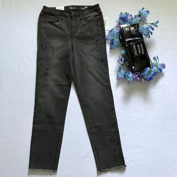 Style & Co. NWT Dark Grey Slim Leg Jeans Women 4 - Picture 2 of 13